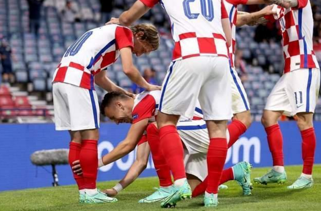  达姆施塔特保级生死战告捷，主场力擒直接竞争球队