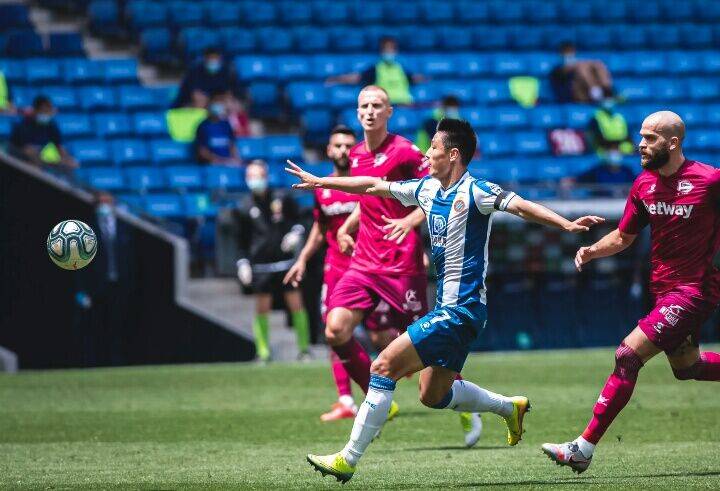  柏林联创队史最佳开局，德甲平民球队书写励志故事